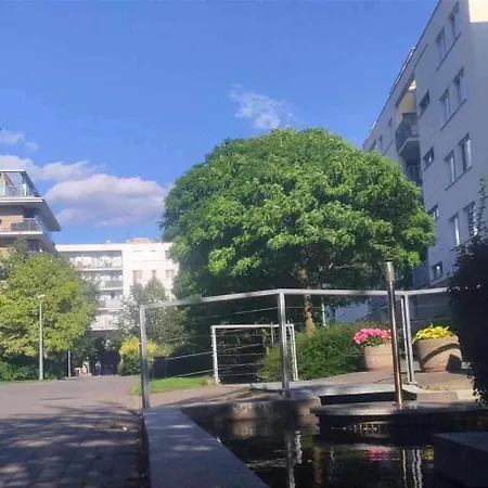 Apartmán Wola Piec Pokoi Od 2 Do 5 Dni *